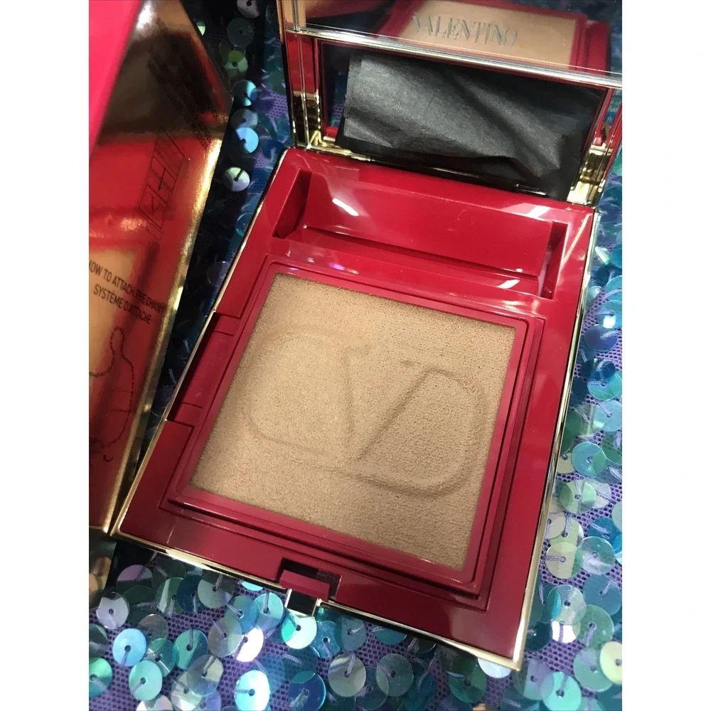 Valentino Go-Clutch On the Move Universal Bronzer Full size Cross Body Chain NIB